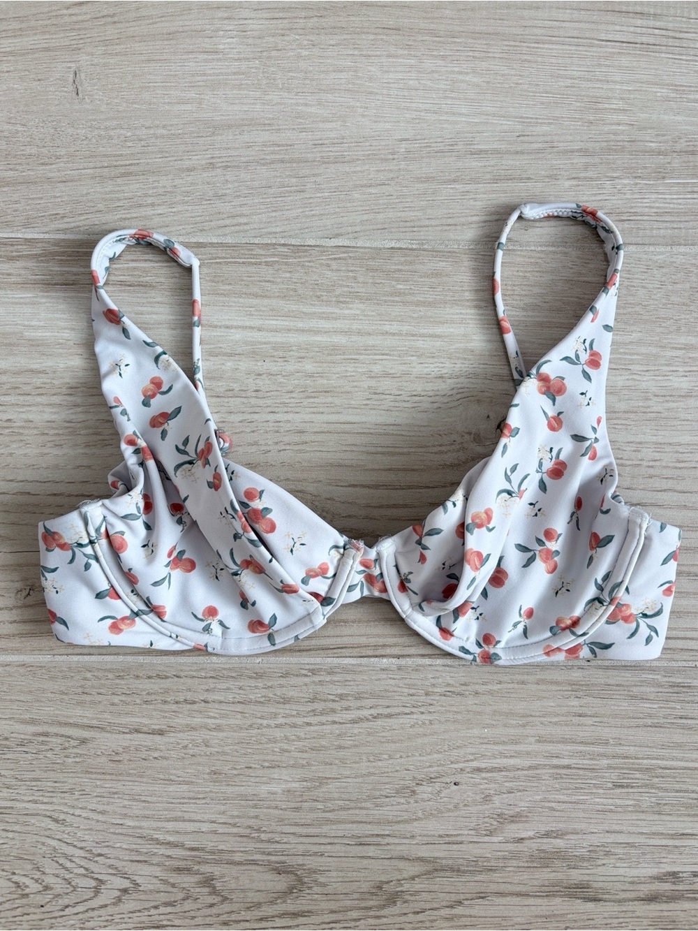 Abercrombie & Fitch Peach Pattern Bikini Swimsuit Top Underwire Size Medium